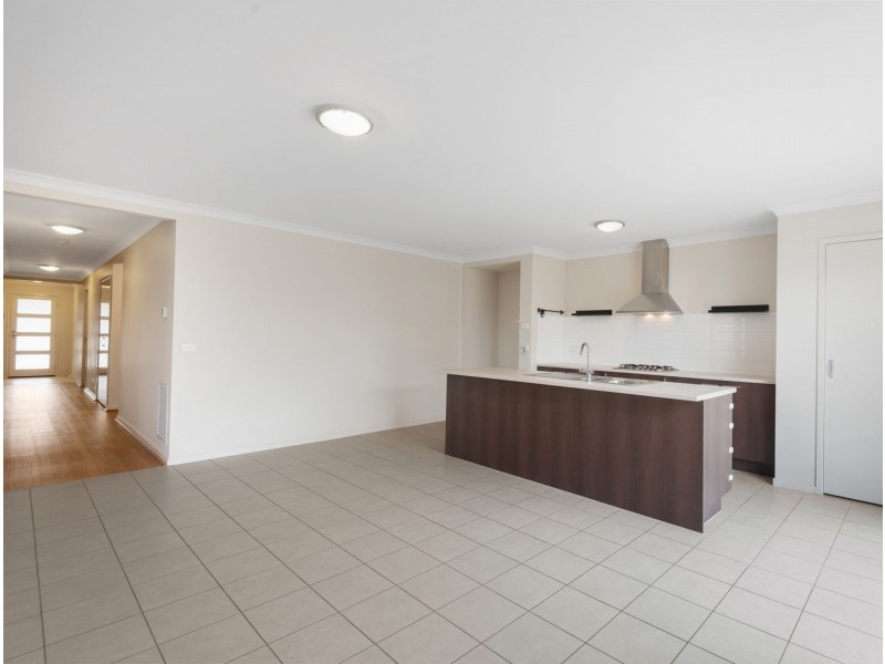 7 Spencer Street, Point Cook VIC 3030