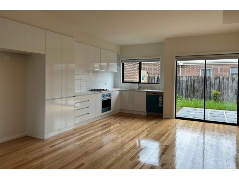 4/30 Elder Road, Hoppers Crossing VIC 3029