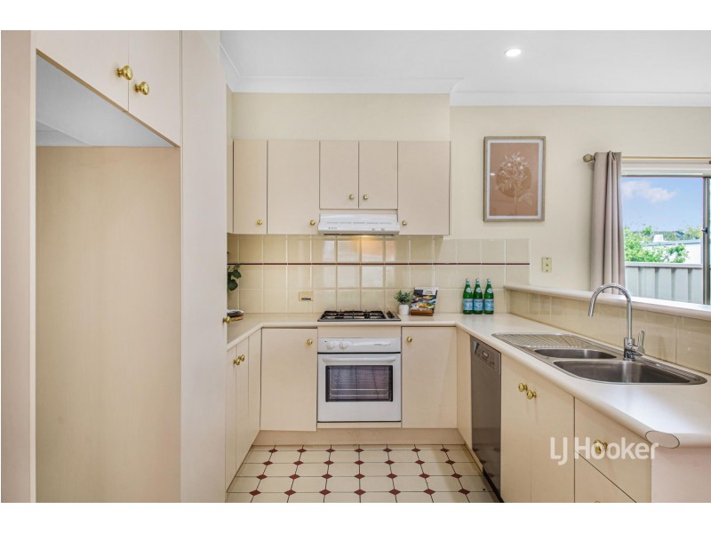 59 Northampton Crescent, Caroline Springs VIC 3023