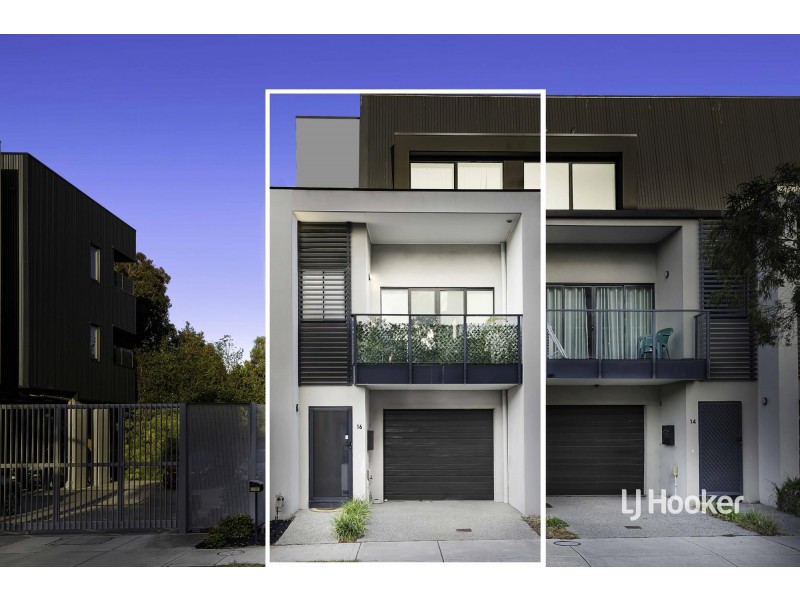 16 Tribeca Drive, Point Cook VIC 3030