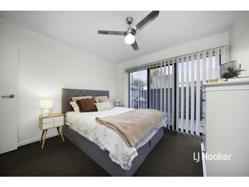 16 Tribeca Drive, Point Cook VIC 3030