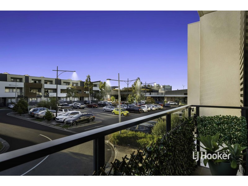 16 Tribeca Drive, Point Cook VIC 3030