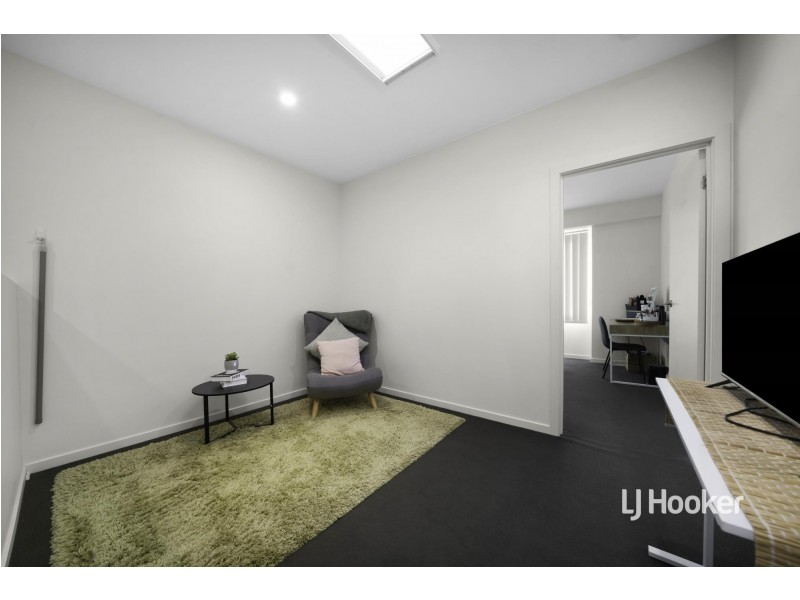 16 Tribeca Drive, Point Cook VIC 3030