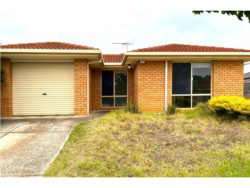 1/13 Konrads Court, Truganina VIC 3029