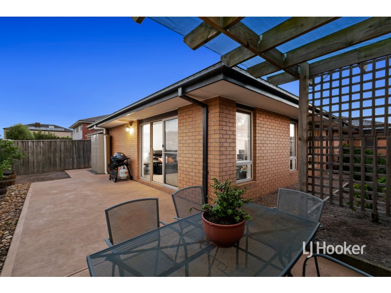 31 Arrowgrass Drive, Point Cook VIC 3030