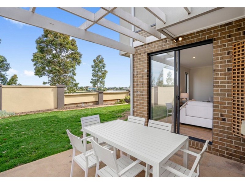 48 Greg Norman Drive, Point Cook VIC 3030