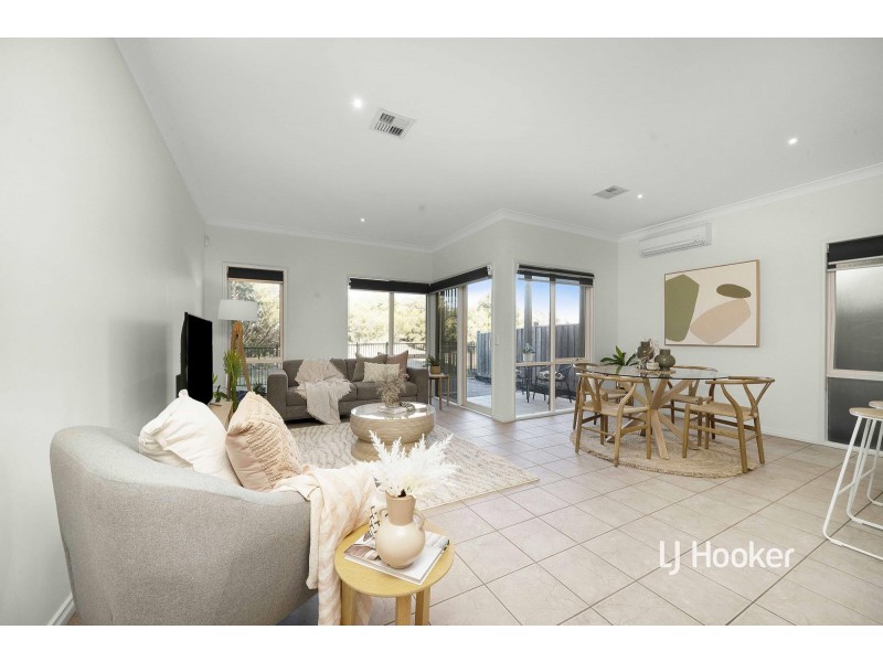 39/1 Greg Norman Drive, Sanctuary Lakes VIC 3030