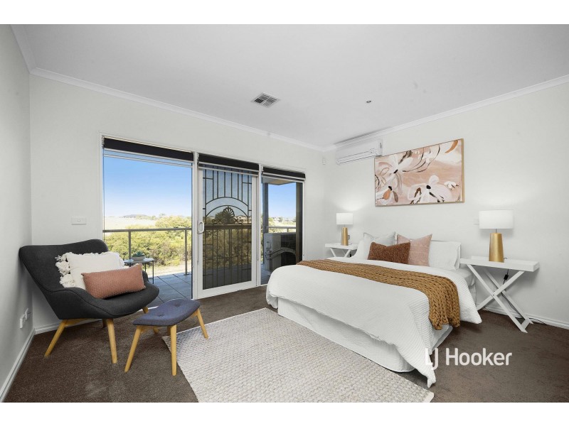 39/1 Greg Norman Drive, Sanctuary Lakes VIC 3030