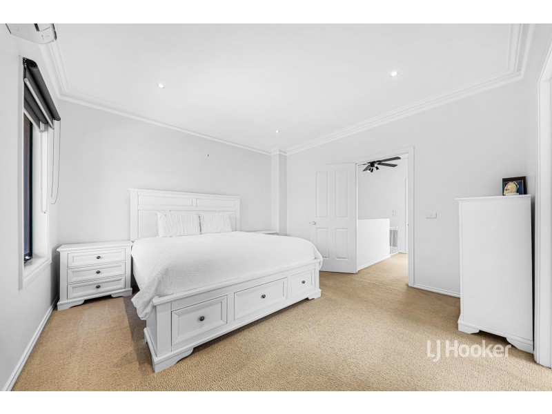 27 Caledonian Way, Point Cook VIC 3030