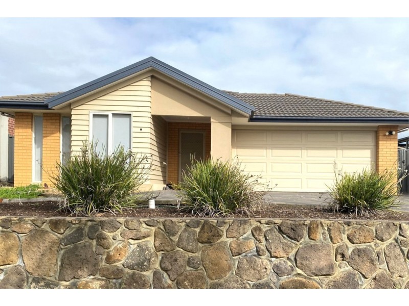 6 Murdeduke Crescent, Wyndham Vale VIC 3024