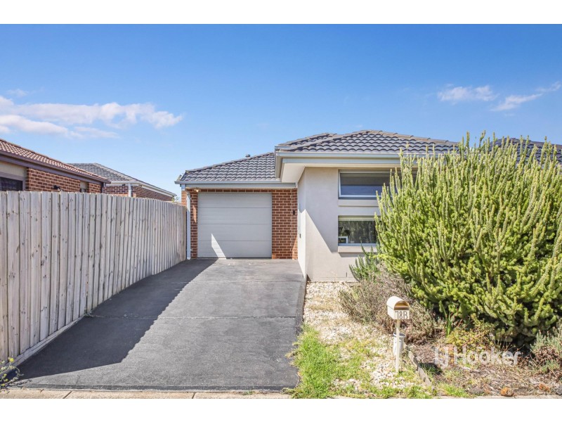 B/18 Ducane Street, Wyndham Vale VIC 3024