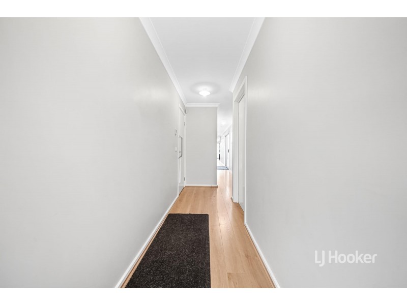 B/18 Ducane Street, Wyndham Vale VIC 3024