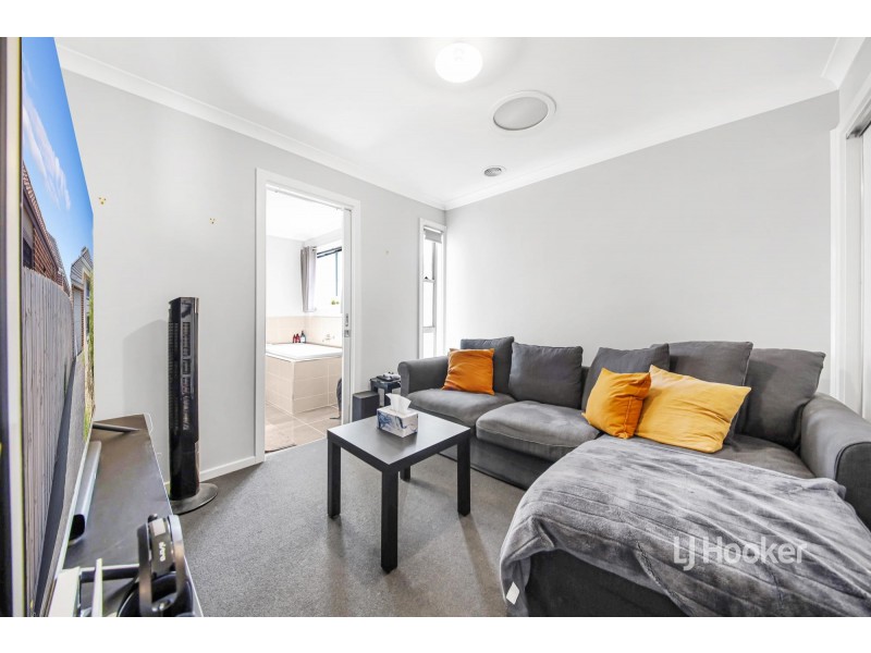 B/18 Ducane Street, Wyndham Vale VIC 3024