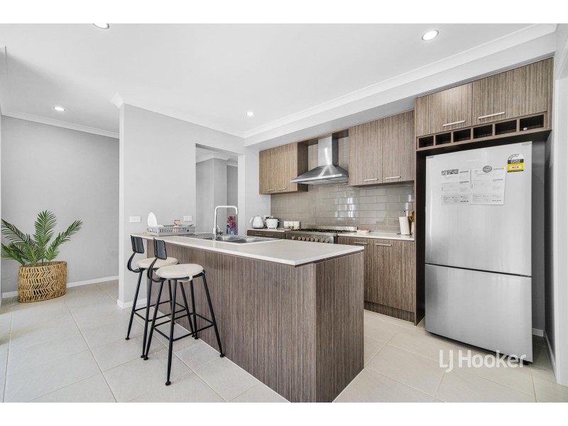 32 Cushion Way, Tarneit VIC 3029