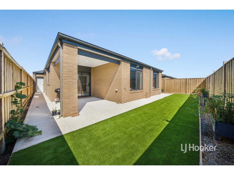32 Cushion Way, Tarneit VIC 3029