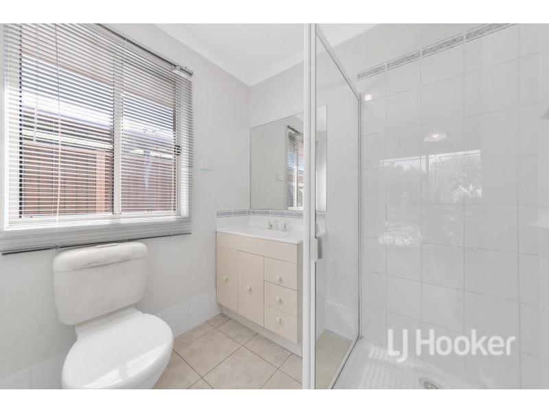 26 Dalkeith Drive, Point Cook VIC 3030