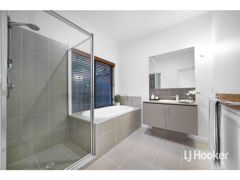 1 Home Road, Point Cook VIC 3030