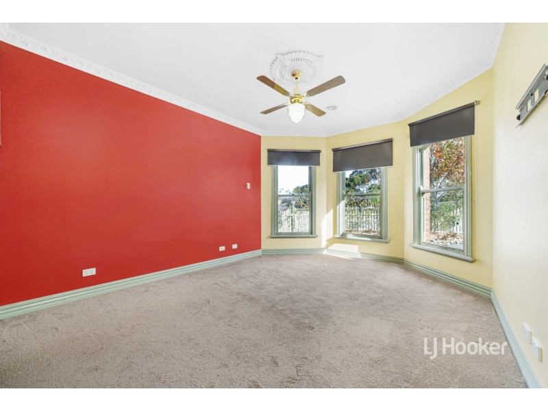 11 Lancaster Drive, Point Cook VIC 3030