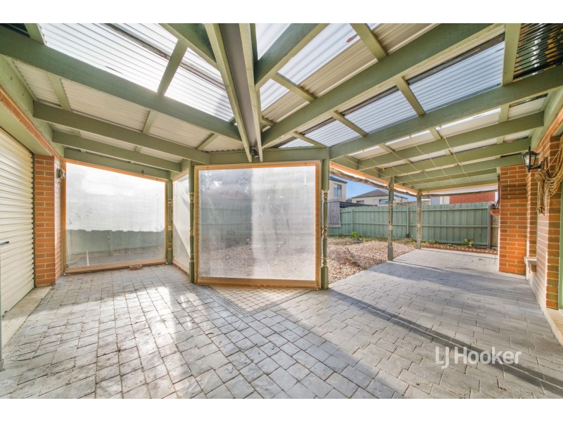 11 Lancaster Drive, Point Cook VIC 3030