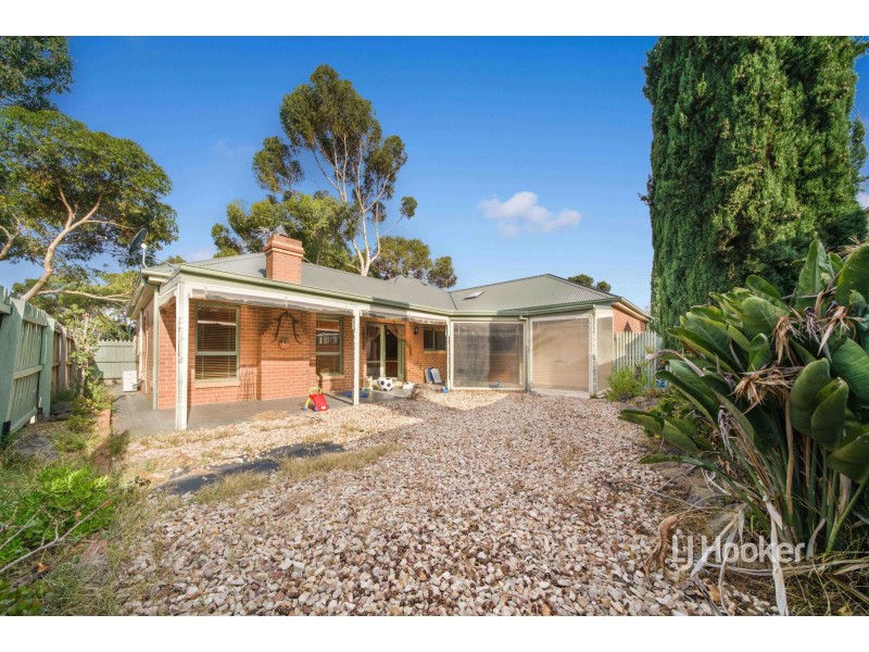 11 Lancaster Drive, Point Cook VIC 3030
