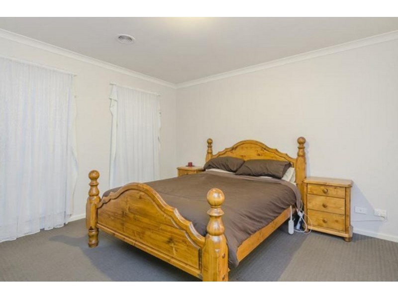 15 Romek Way, Truganina VIC 3029