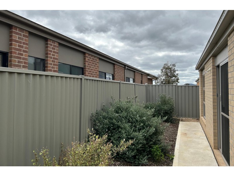4 Grallina Lane, Kurunjang VIC 3337