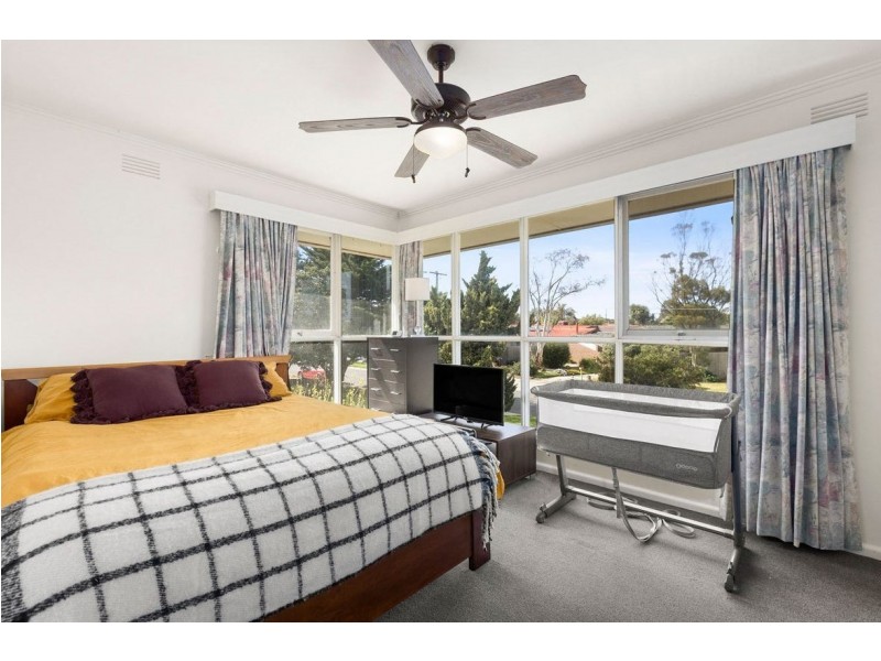 39 Tyrone Street, Werribee VIC 3030