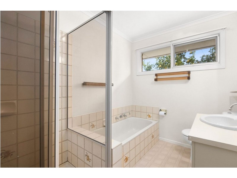 39 Tyrone Street, Werribee VIC 3030