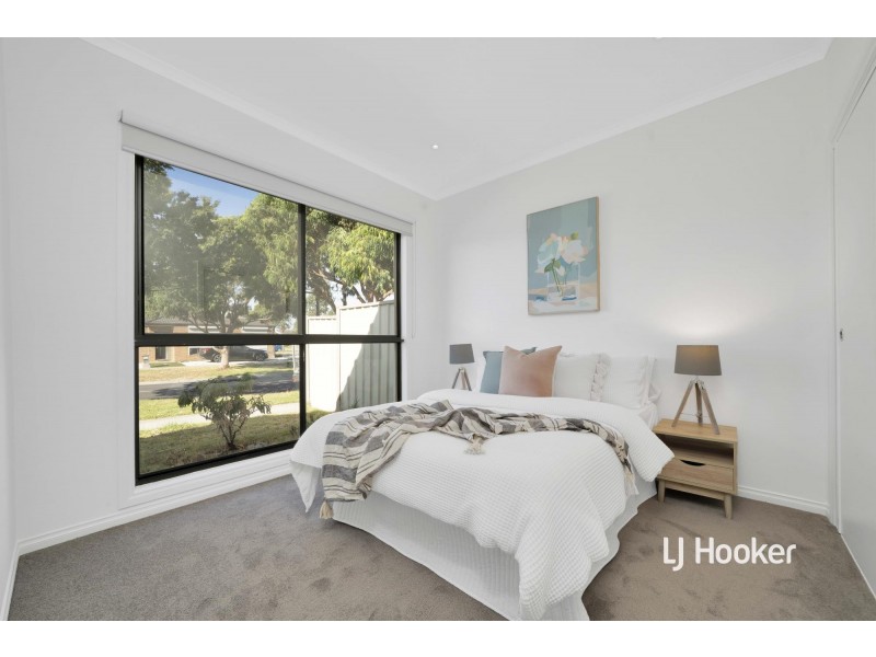 74 Caradon Drive, Truganina VIC 3029