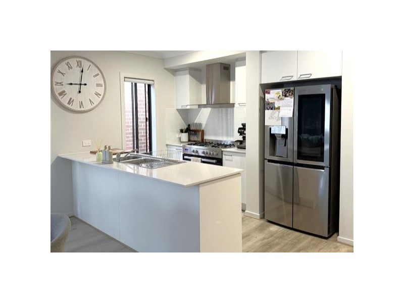 3 Labrador Street, Clyde North VIC 3978