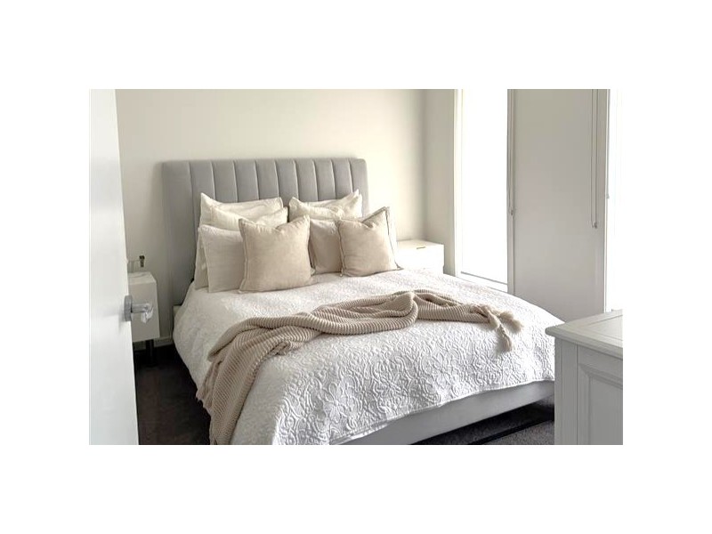 3 Labrador Street, Clyde North VIC 3978