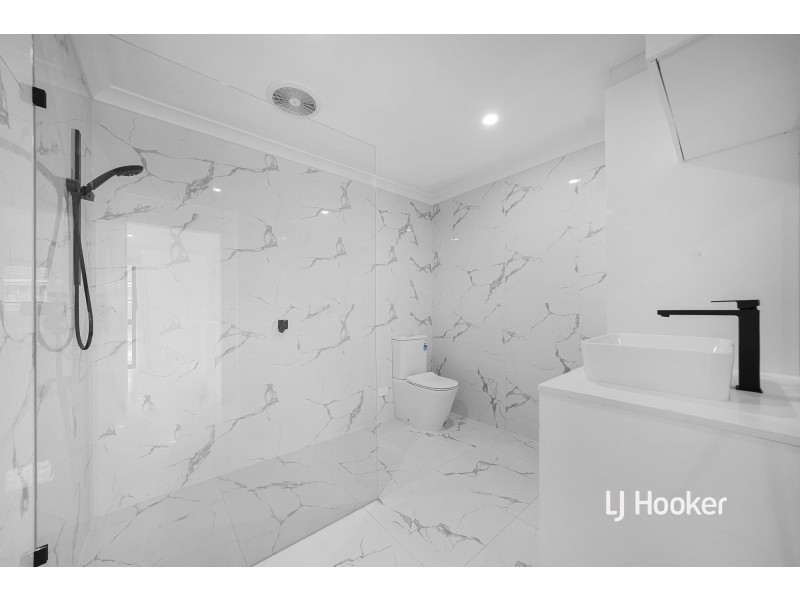 6 Pigeon Street, Werribee VIC 3030