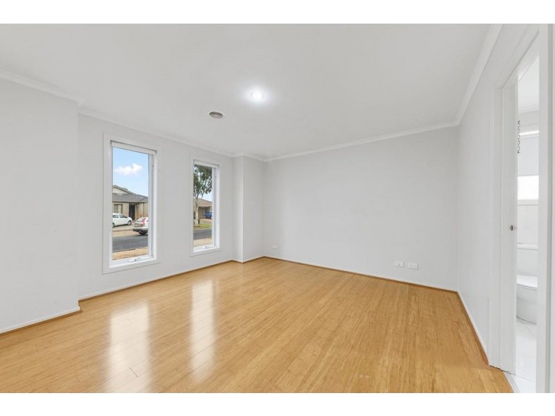 12 Gungurra Grove, Wyndham Vale VIC 3024