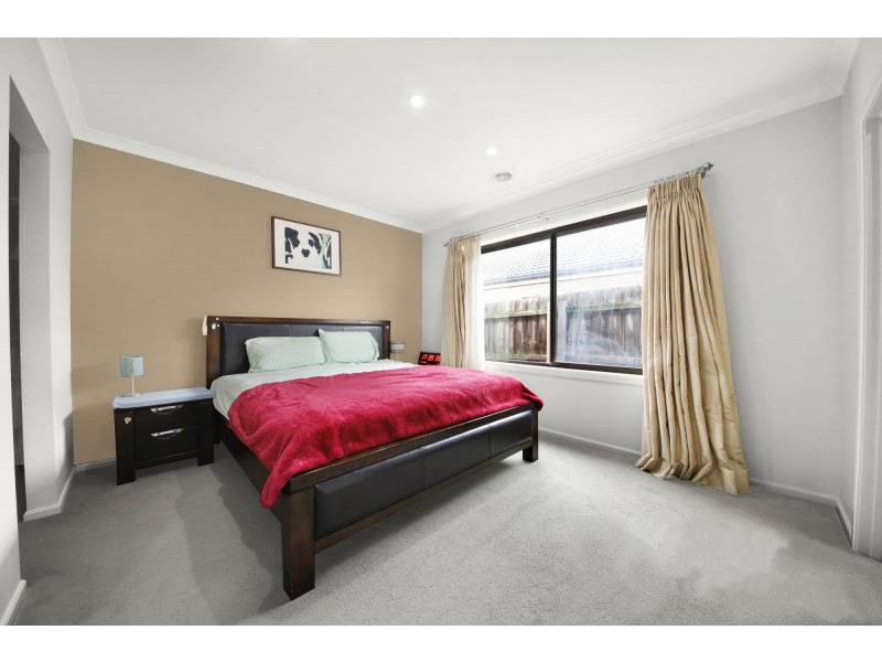 9 Skein Street, Point Cook VIC 3030