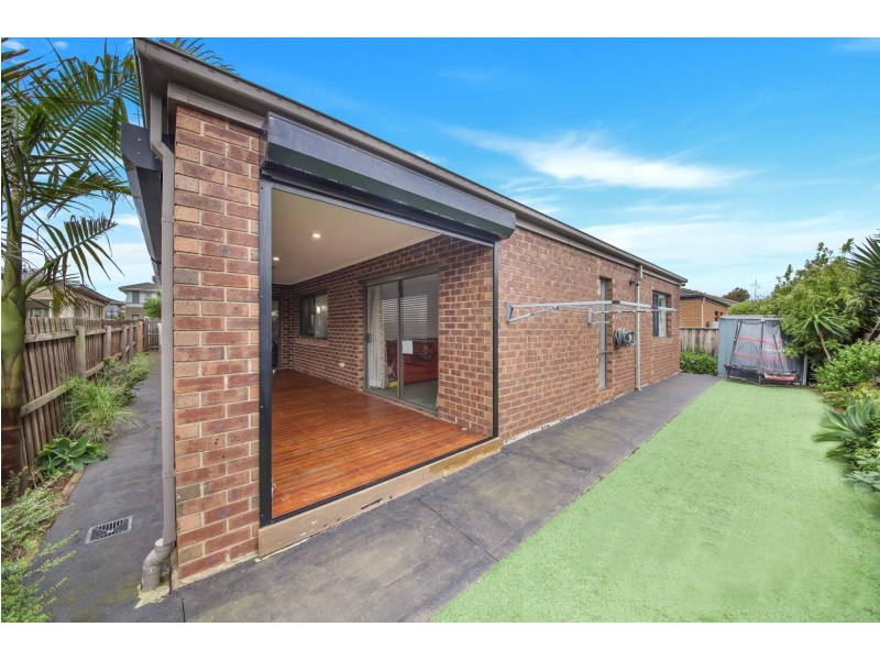 9 Skein Street, Point Cook VIC 3030