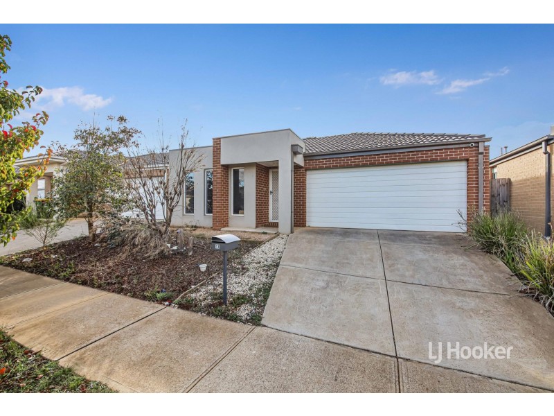 13 Corbet Street, Melton South VIC 3338