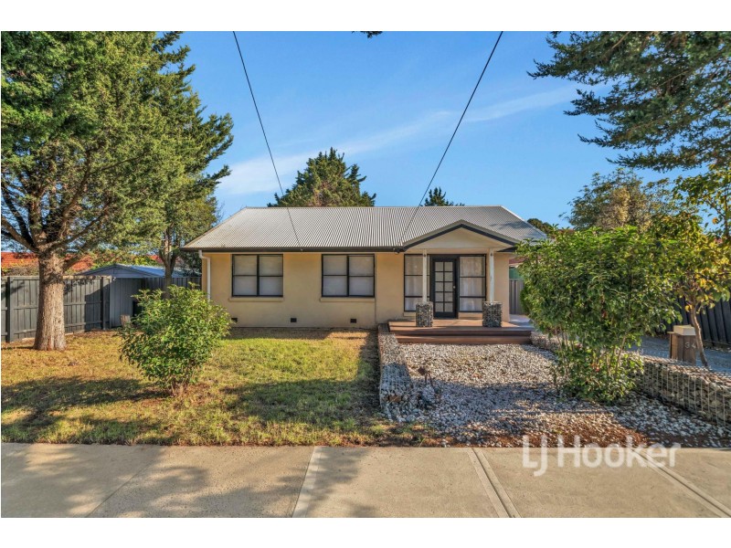 34 Kaye Crescent, Laverton VIC 3028