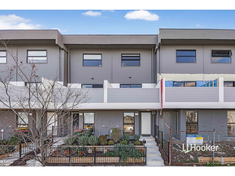 60 Fairhall Avenue, Werribee VIC 3030
