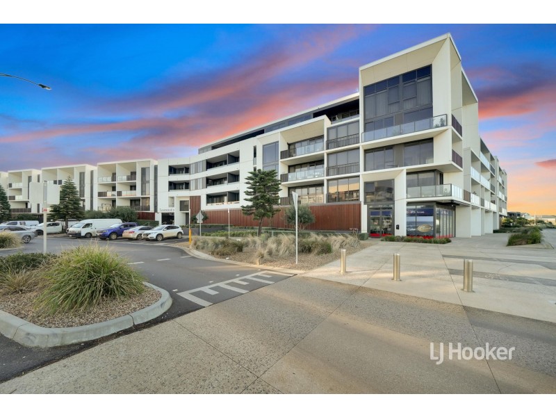 226/33 Quay Boulevard, Werribee South VIC 3030