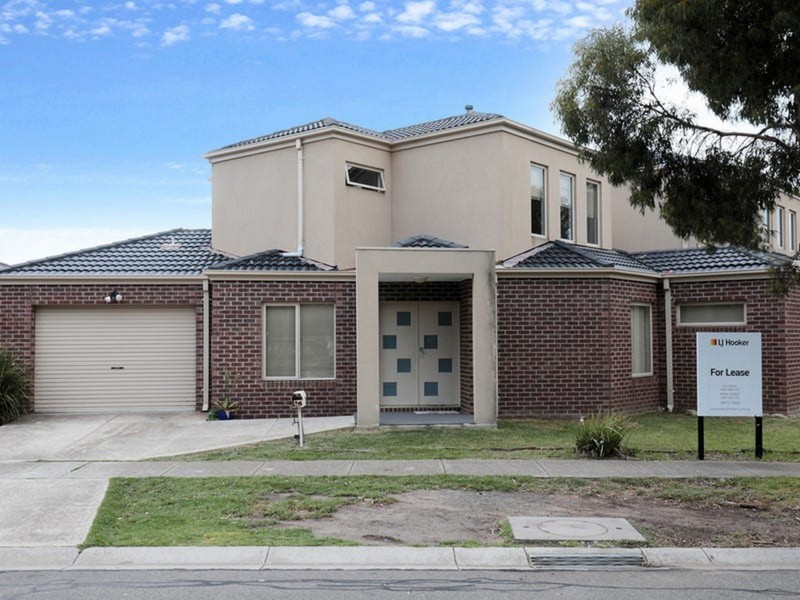 1/12 Global Way, Wyndham Vale VIC 3024