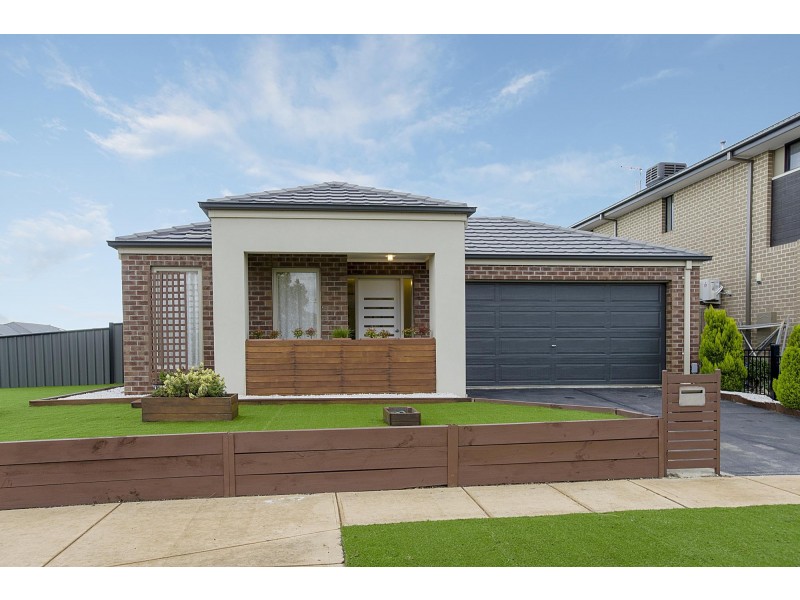 101 Tom Roberts Parade, Point Cook VIC 3030