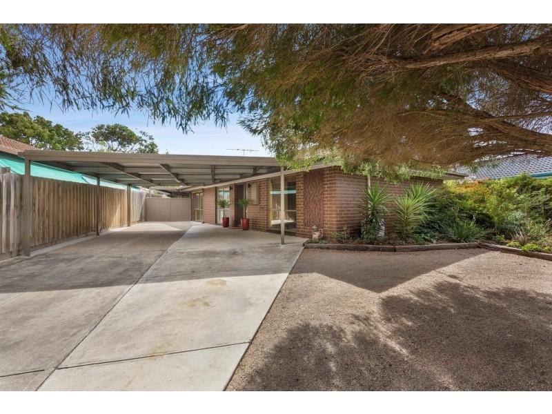 16 Priestley Avenue, Hoppers Crossing VIC 3029