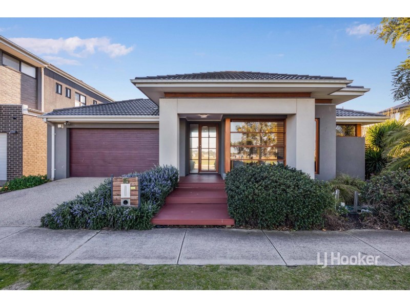 16 District Avenue, Werribee VIC 3030