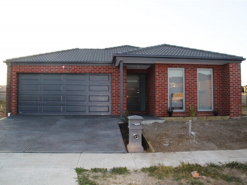 18 Bottletree Road, Point Cook VIC 3030