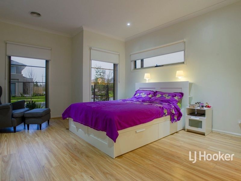 8 Jones Way, Williams Landing VIC 3027