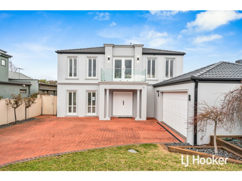 24 Waterfront Boulevard, Werribee VIC 3030