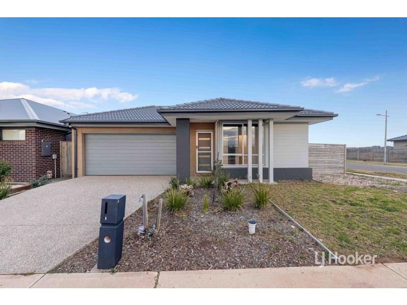 38 Tuppal Drive, Wyndham Vale VIC 3024
