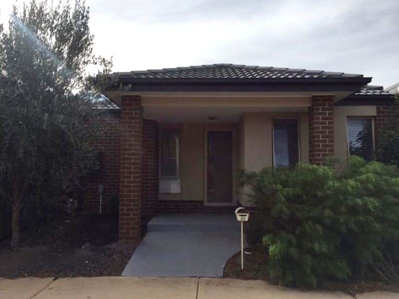 24 Tom Roberts Parade, Point Cook VIC 3030