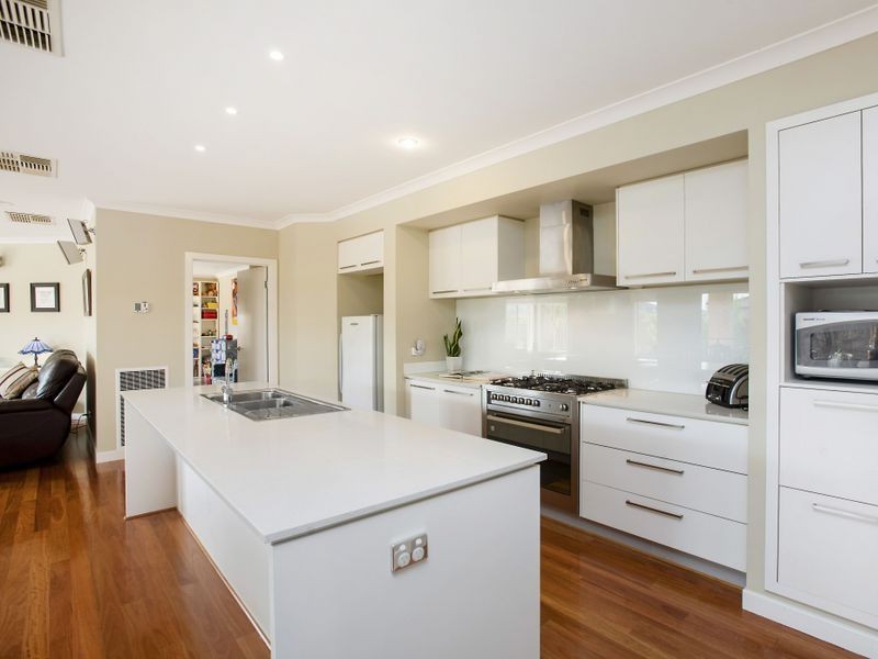 15 Tennant Street, Point Cook VIC 3030