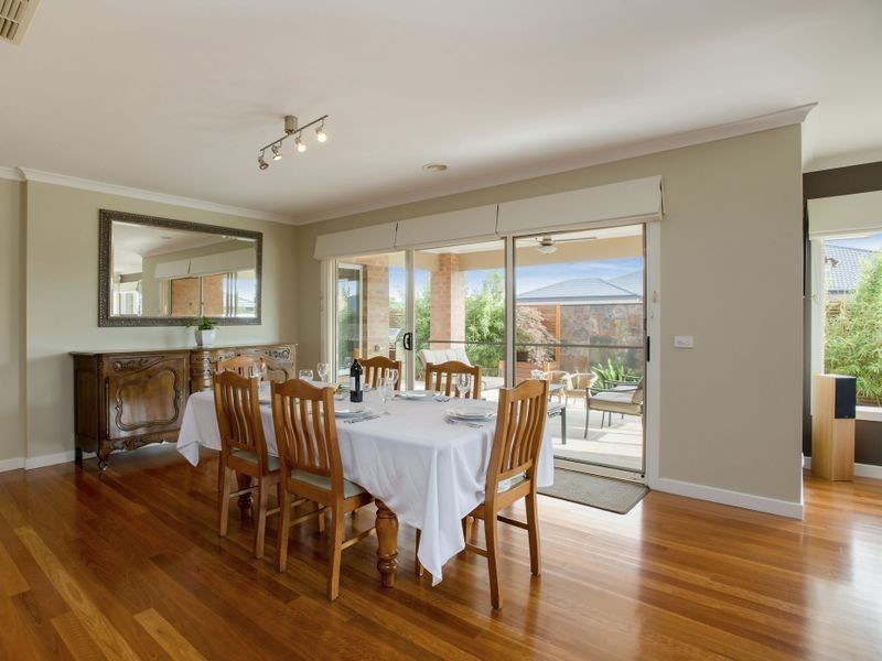 15 Tennant Street, Point Cook VIC 3030